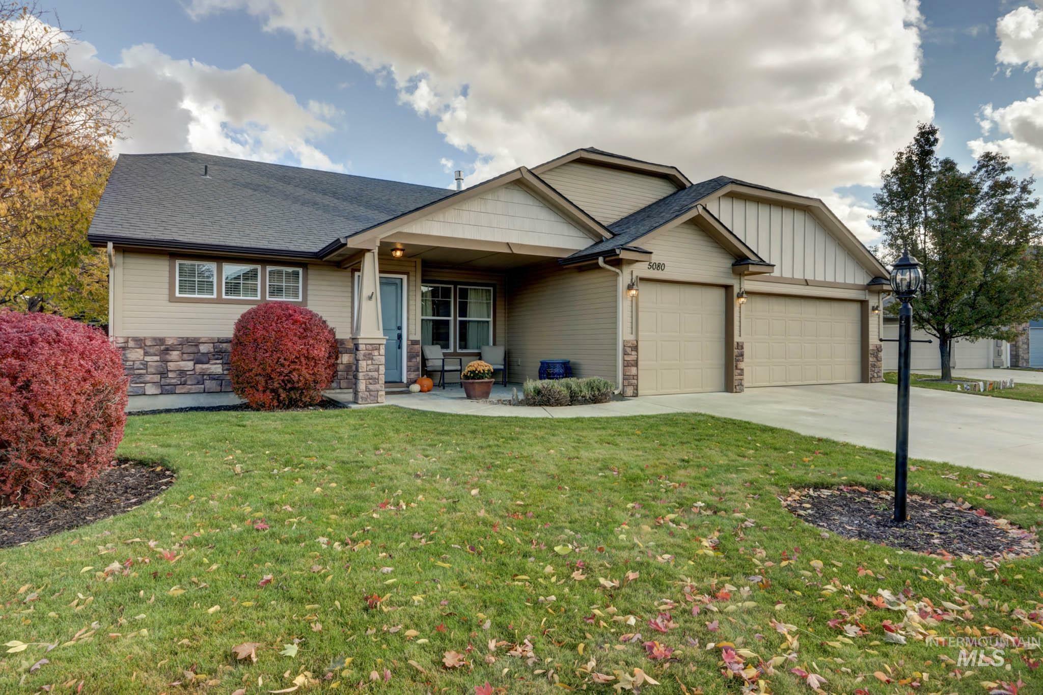 Property Photo: 5080 N Dove Ridge Pl ID 83646-2749