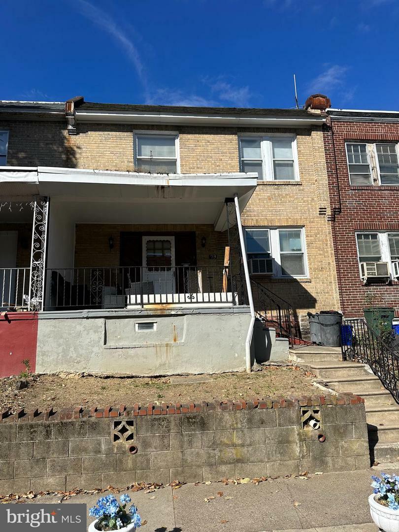 Property Photo:  913 E Stafford Street  PA 19138 