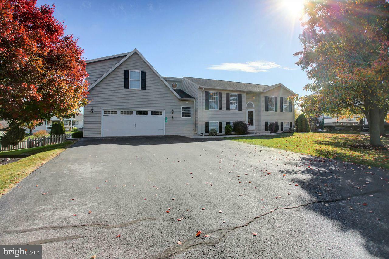 Property Photo:  8991 Kline Drive  PA 17225 