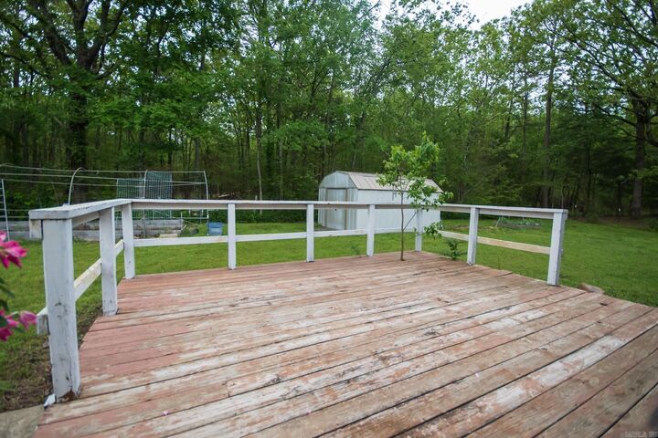 Property Photo: 2504 Sutherland Ave AR 71953-0000