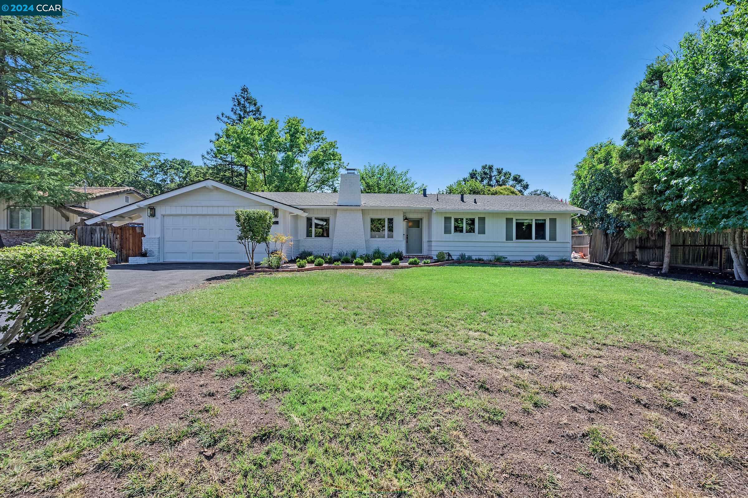 Property Photo:  37 La Gonda Ct  CA 94526 