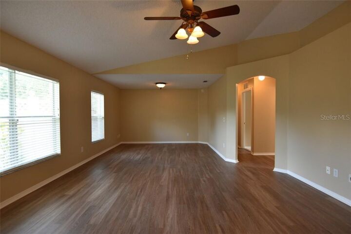 Property Photo: 10109 Cody Lane FL 32825