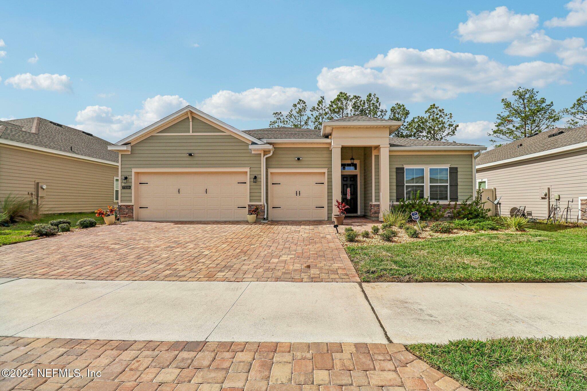 Property Photo:  7558 Nasturtium Way  FL 32219 