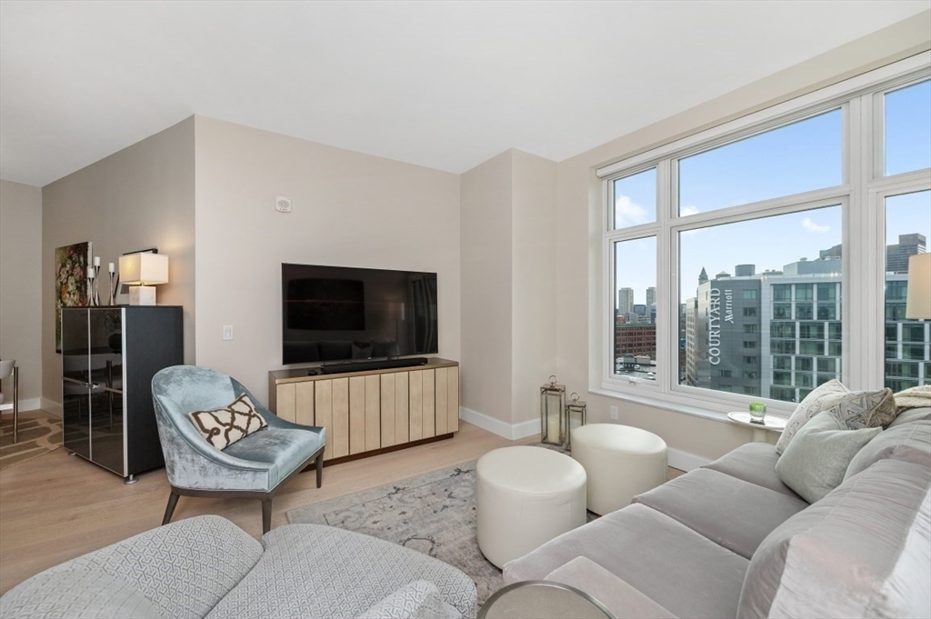 Property Photo:  100 Lovejoy Wharf Ph2c  MA 02114 