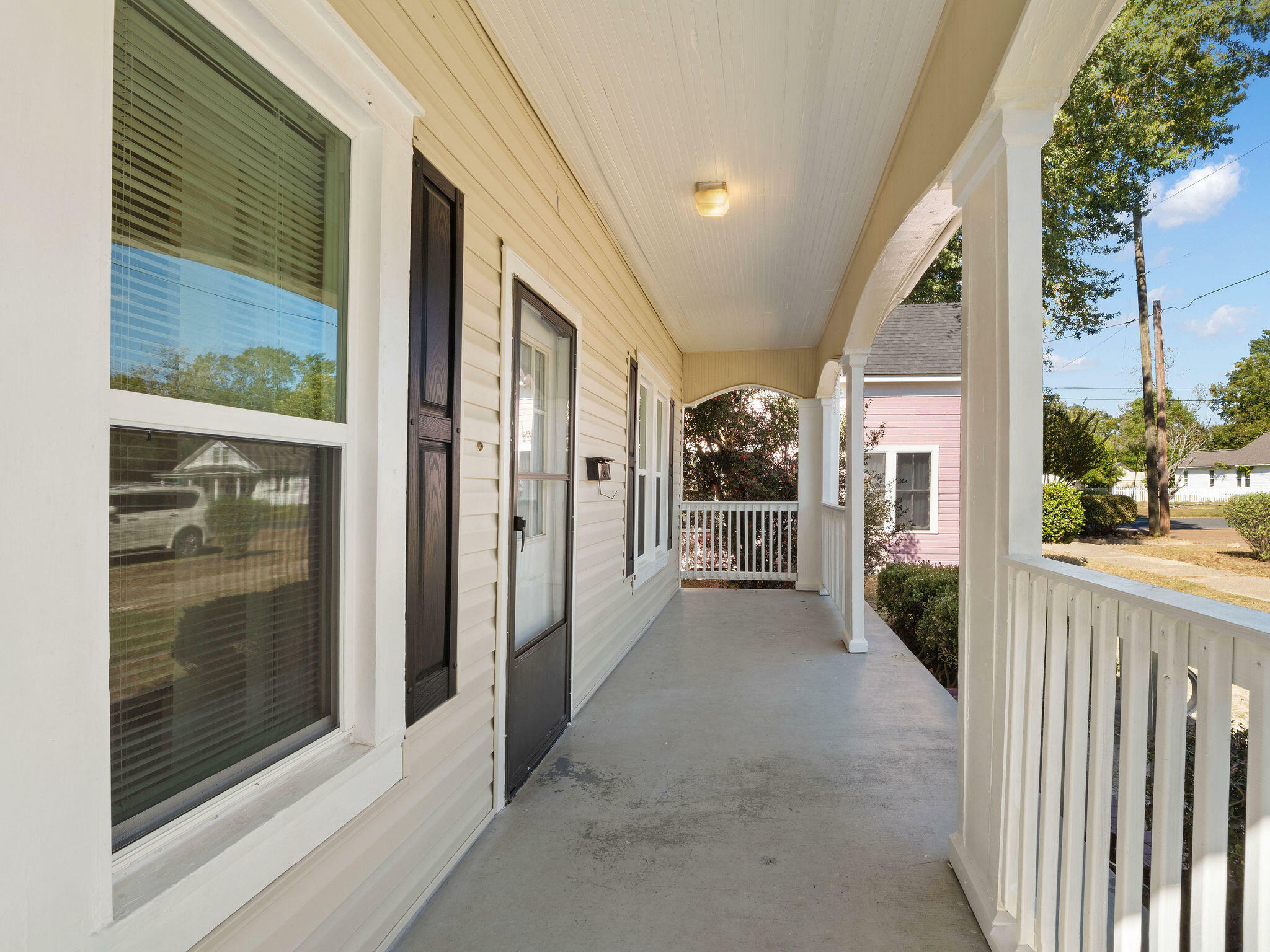 Property Photo:  315 N Royal St  LA 70634 