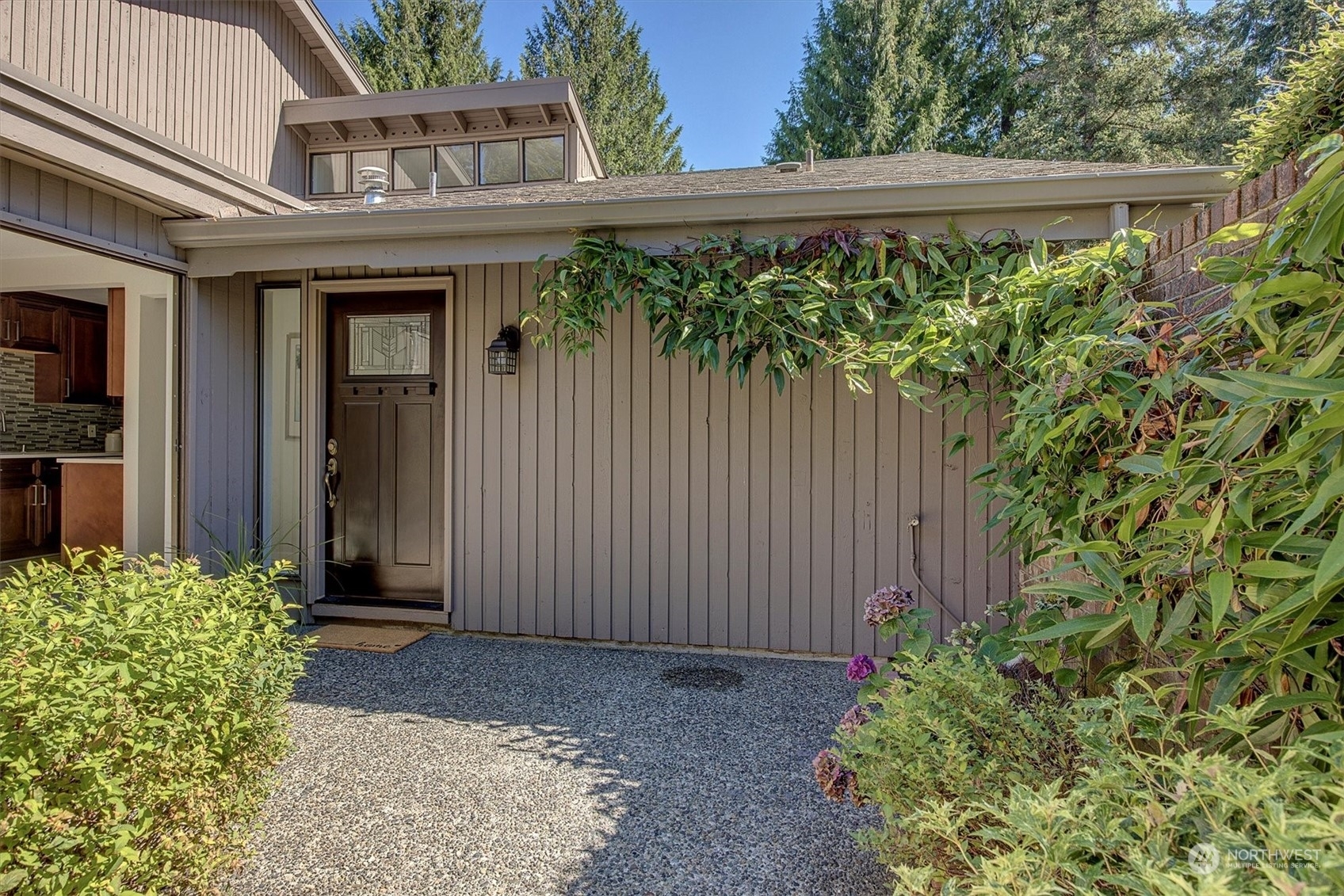 Property Photo:  112 141st Place NE  WA 98007 