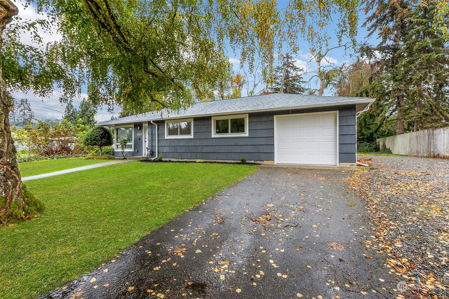 Property Photo:  20435 15th Avenue S  WA 98198 