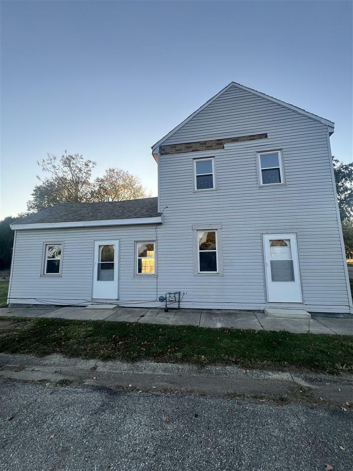 Property Photo:  602 Main Street  IN 47370 