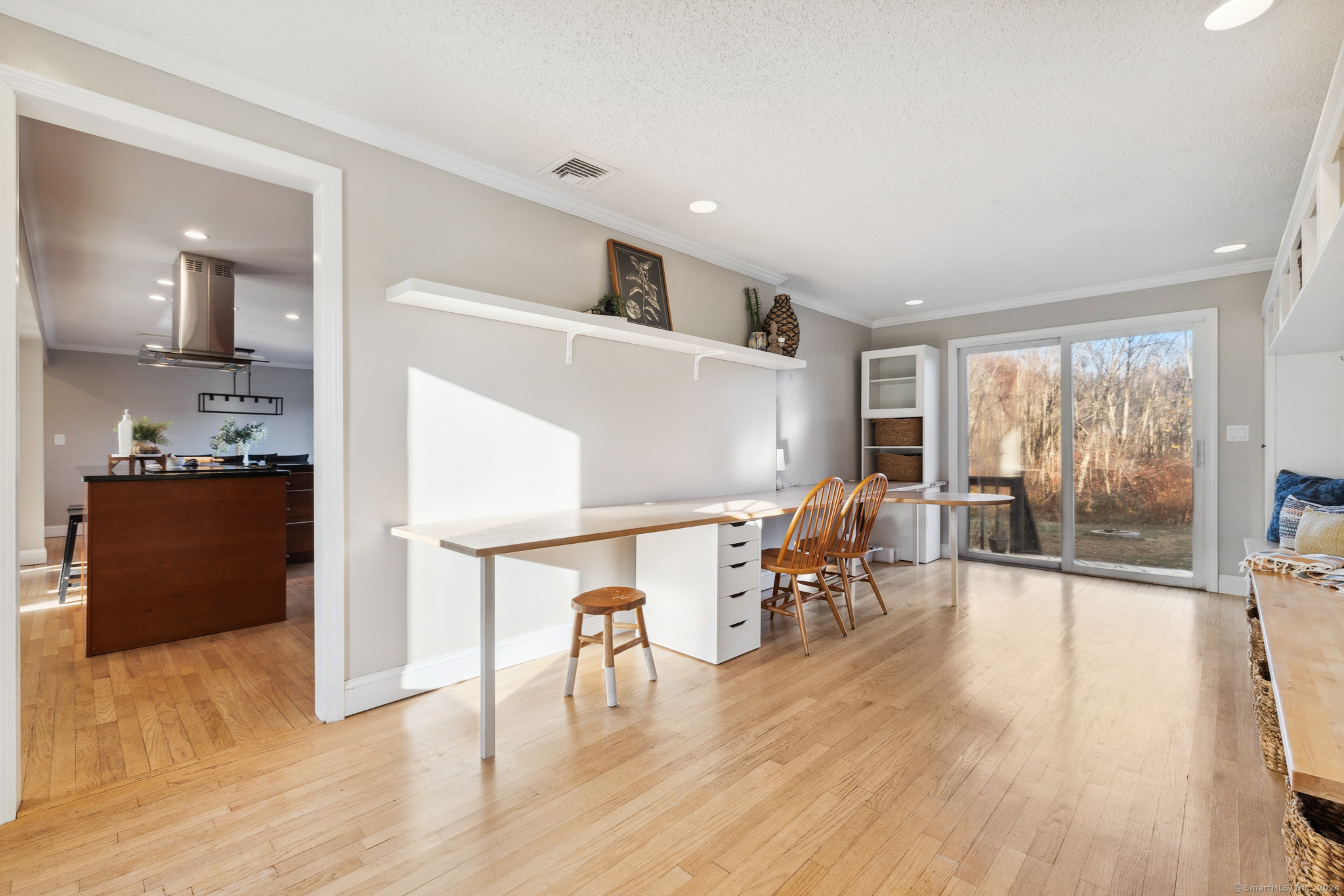 Property Photo:  980 Foster Street Extension  CT 06074 