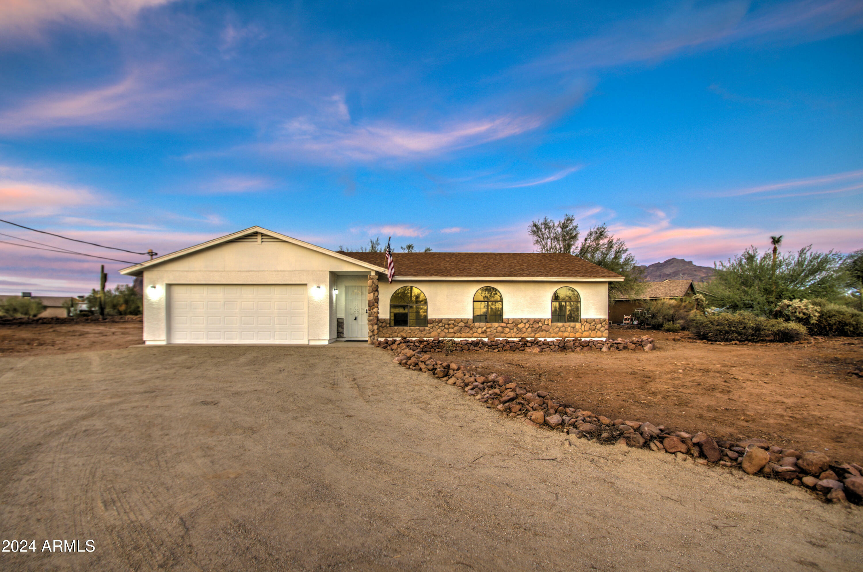 Property Photo:  6254 E 20th Avenue  AZ 85119 