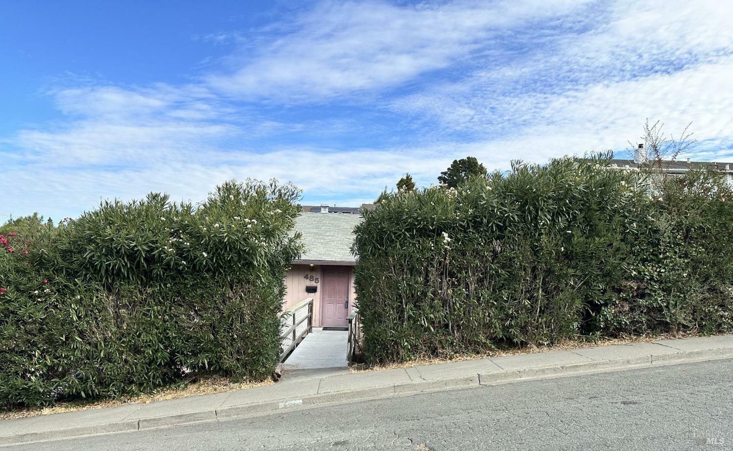 485 W M Street  Benicia CA 94510 photo