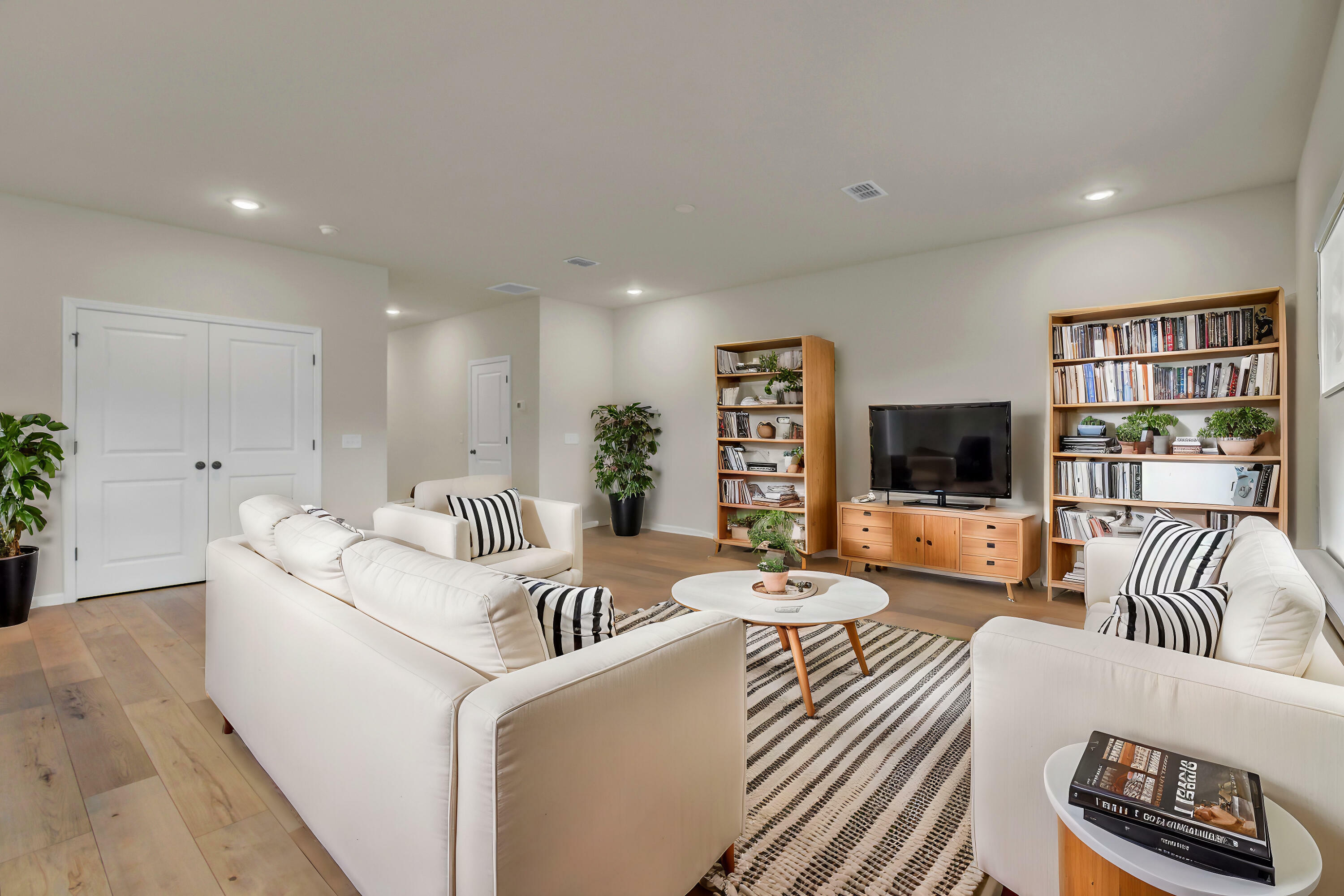 Property Photo: 158 Pine Crest View Drive SC 29486