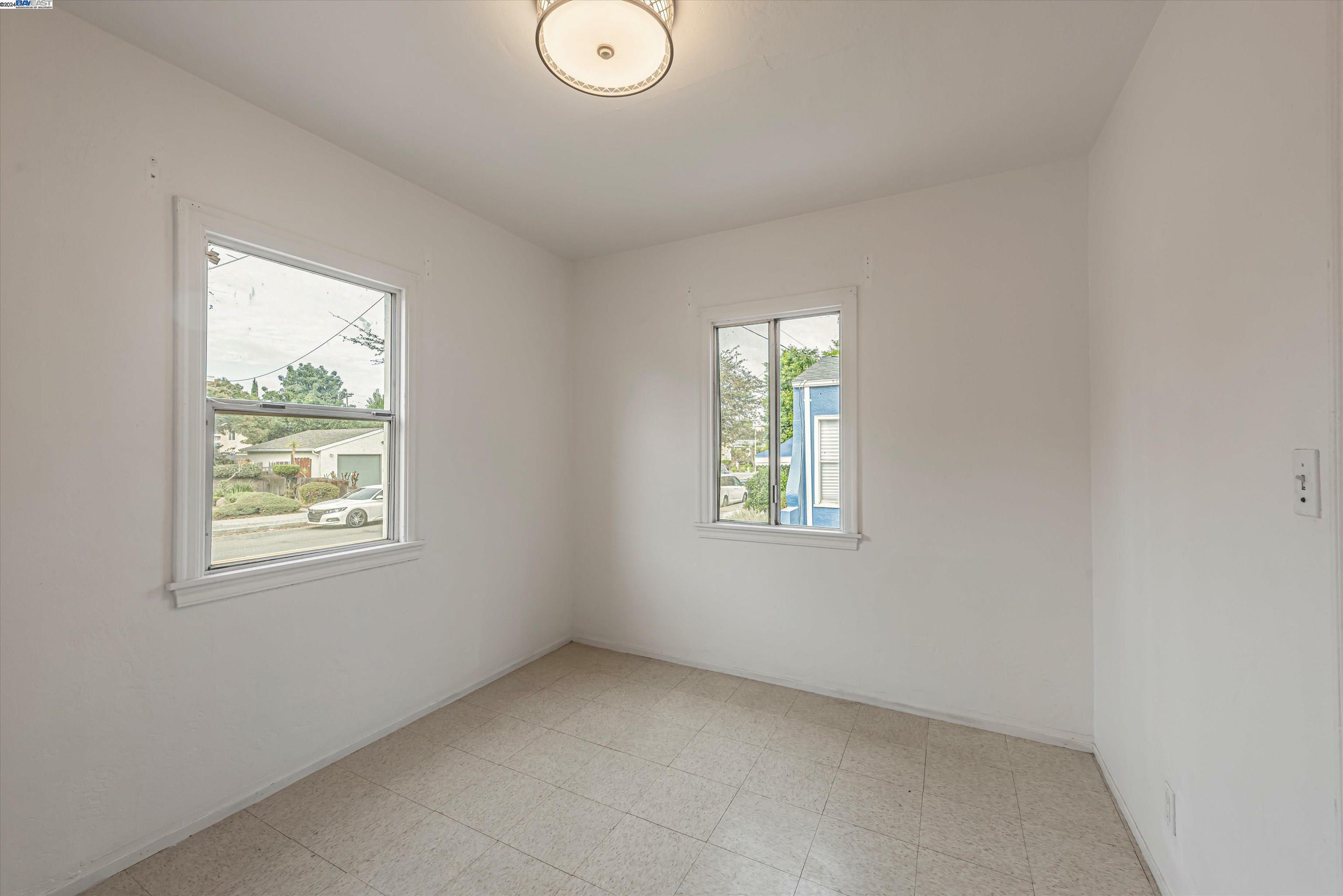 Property Photo:  1854 Hays St  CA 94577 