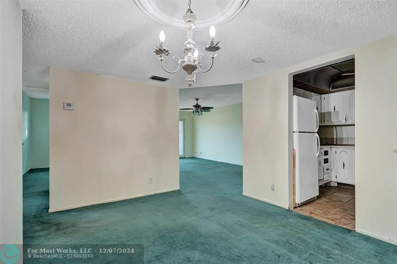 Property Photo:  3000 NE 5th Ter 309A  FL 33334 