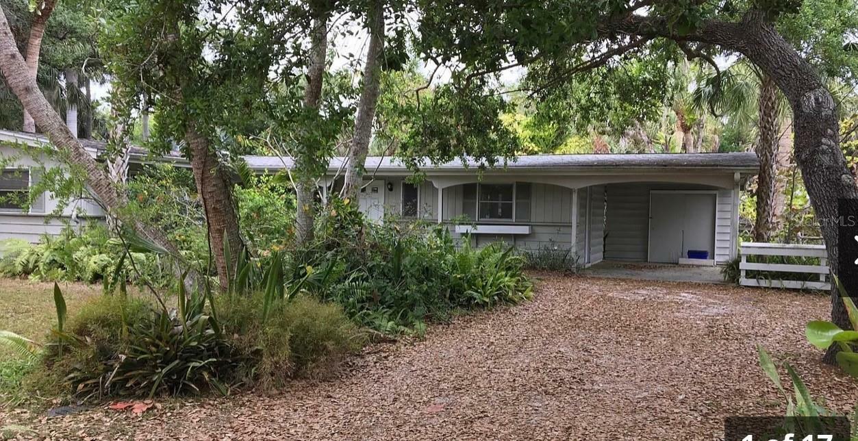 Property Photo:  141 Garden Lane  FL 34242 