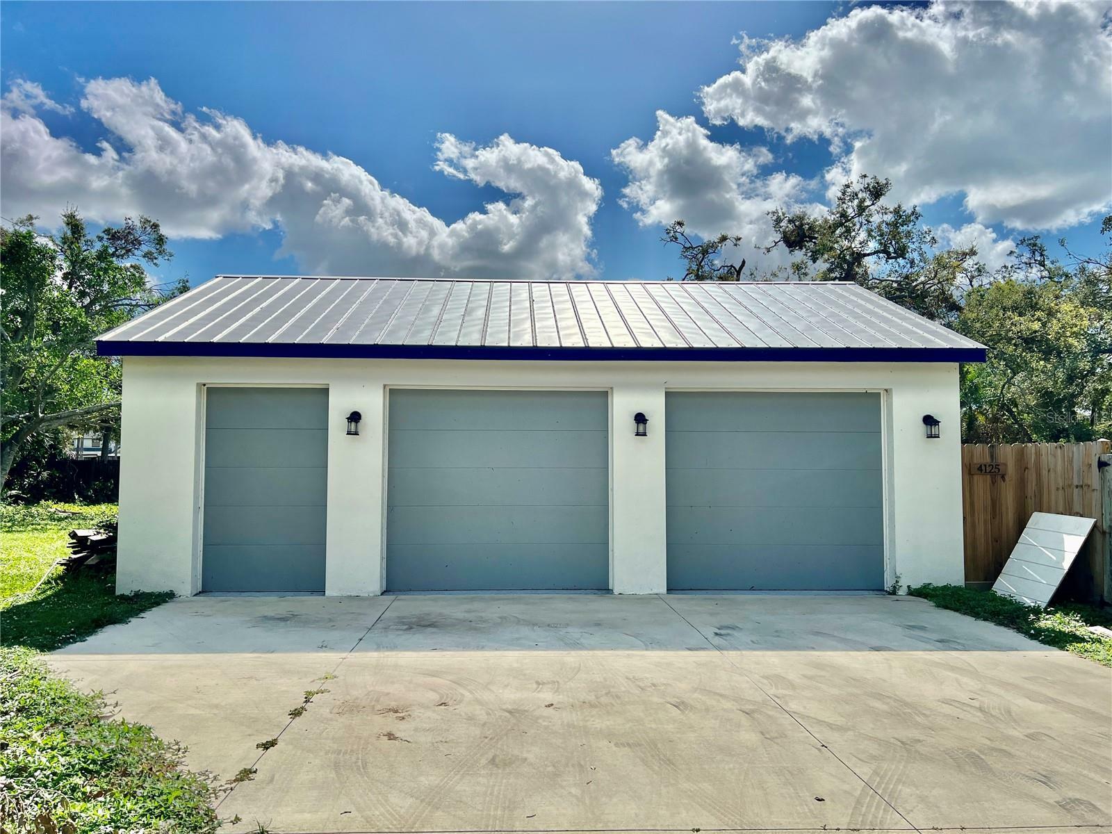 Property Photo:  4125 Old Bradenton Road  FL 34234 