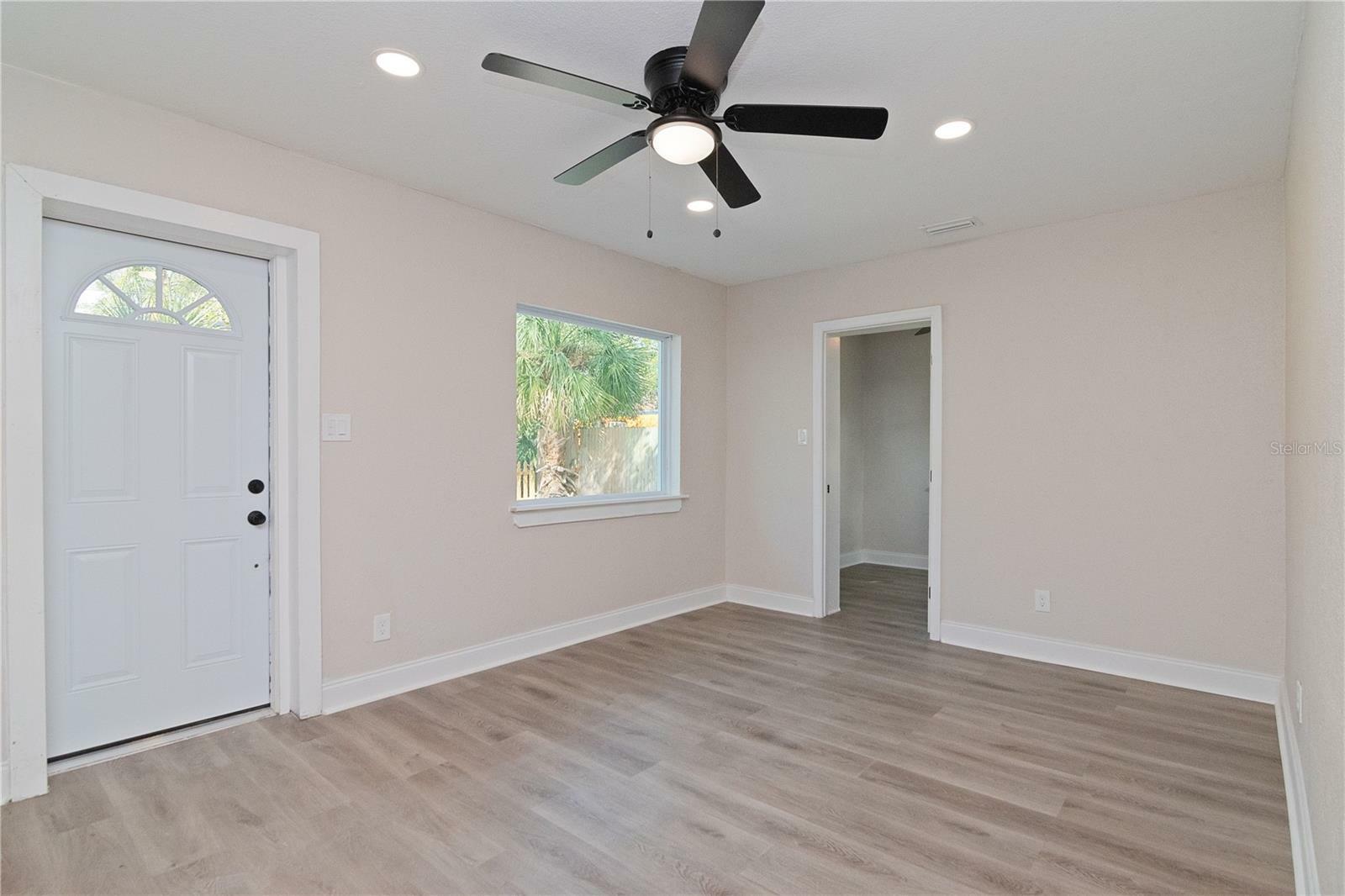 Property Photo:  2230 Melrose Avenue S  FL 33712 