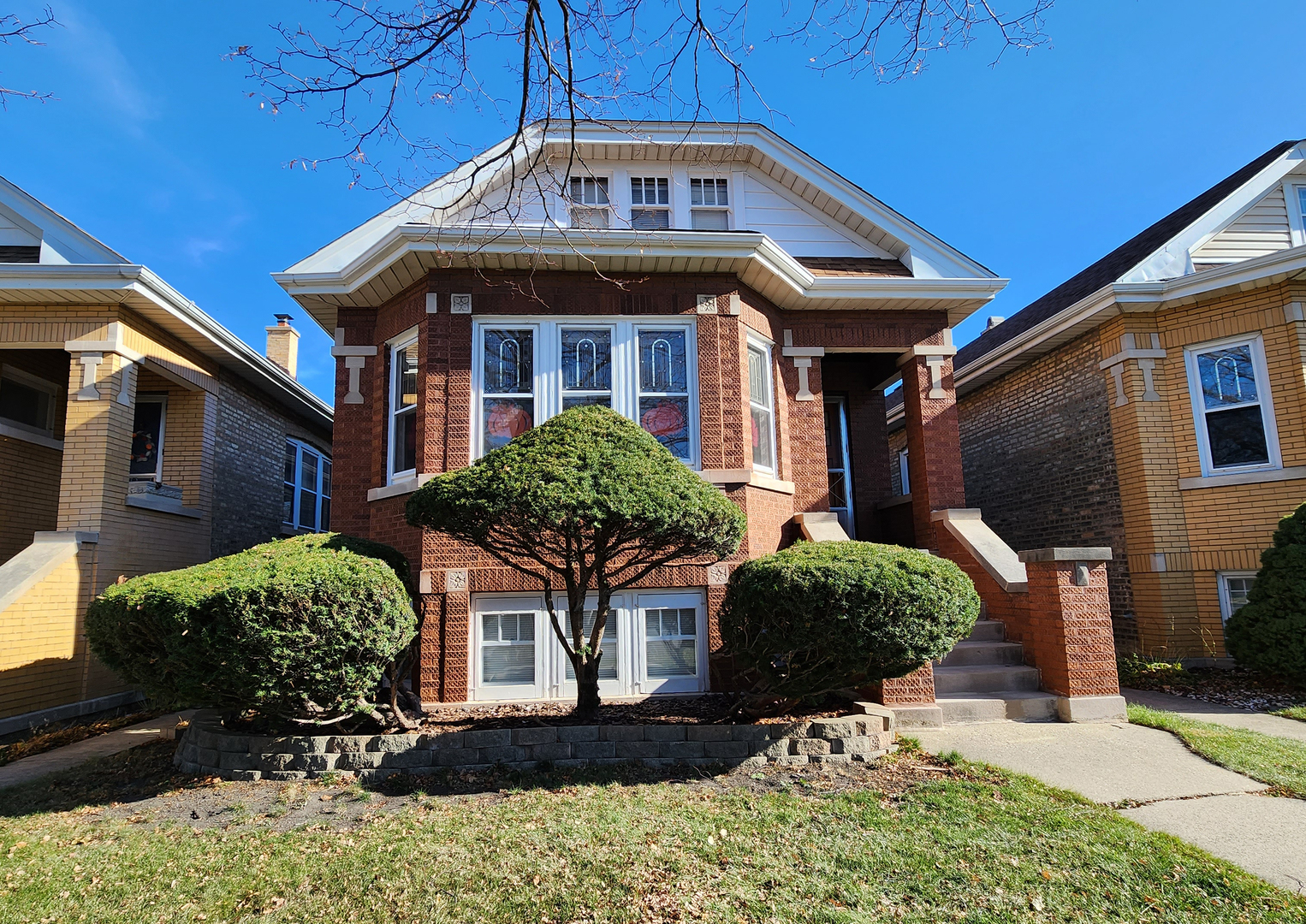 Property Photo:  2437 S Oak Park Avenue  IL 60402 