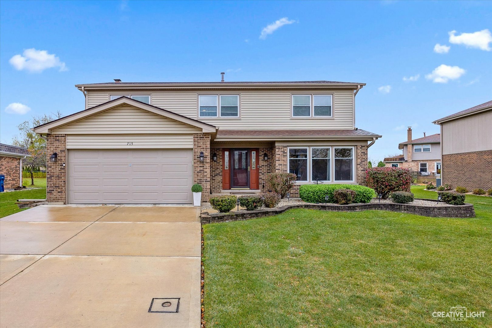 715 Sandpebble Drive  Schaumburg IL 60193 photo