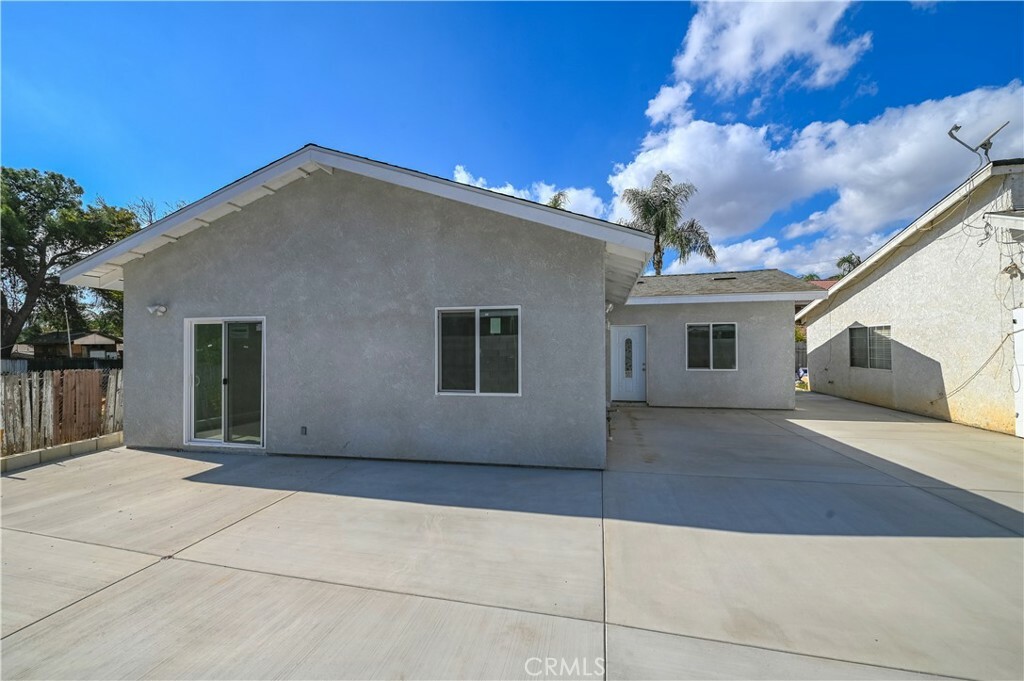 Property Photo:  10498 Mull Avenue  CA 92505 