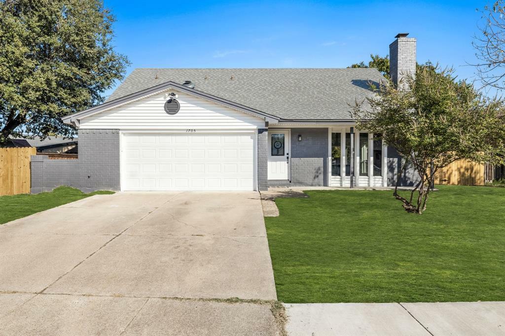 Property Photo:  1705 Yorktown Drive  TX 76014 