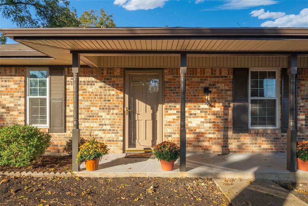 Property Photo:  213 Allenwood Drive  TX 75002 