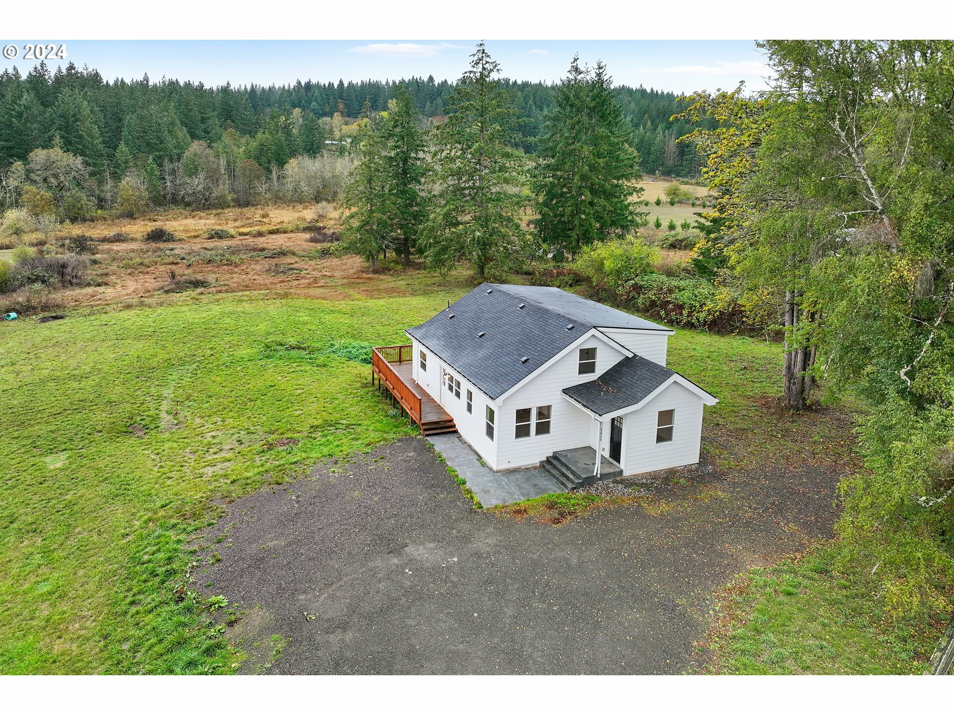 Property Photo:  22906 NE Pluss Rd  WA 98682 