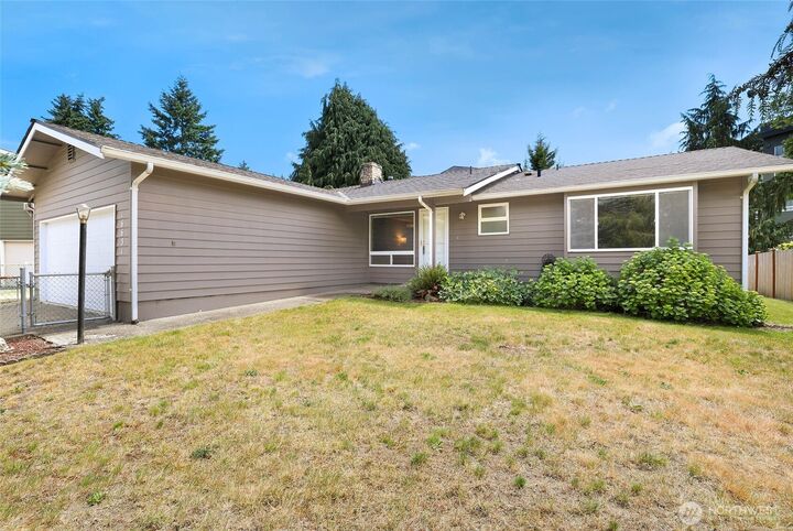 Property Photo: 16631 SE 279th Place WA 98042