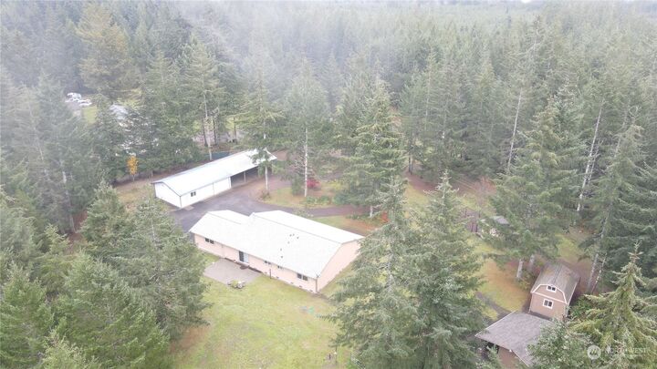 1040 W Dayton Trails Drive  Shelton WA 98584 photo