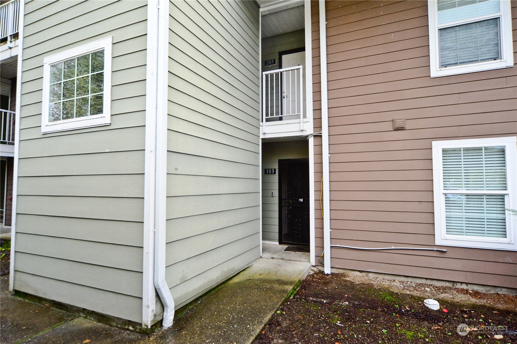 Property Photo:  9815 Holly Drive A103  WA 98204 