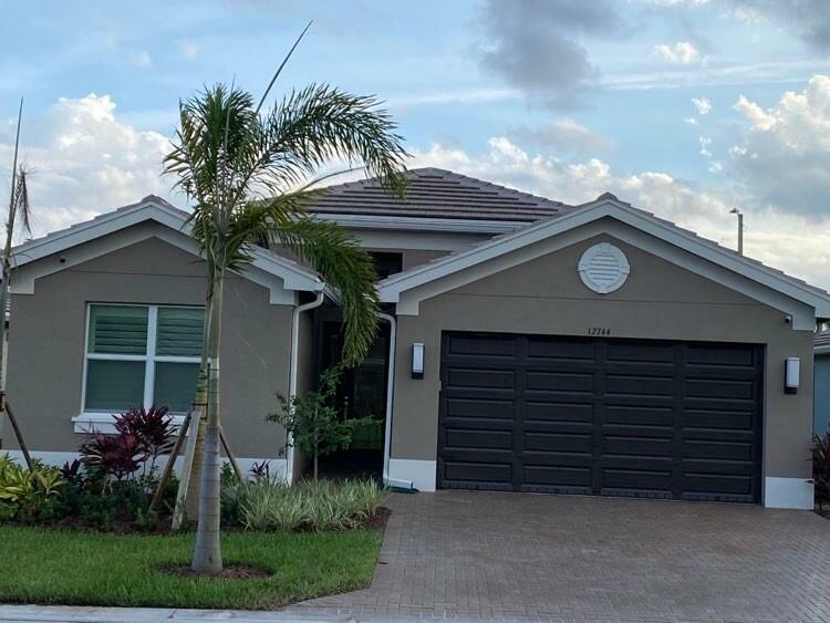 Property Photo:  12744 SW Clear Water Way  FL 34987 