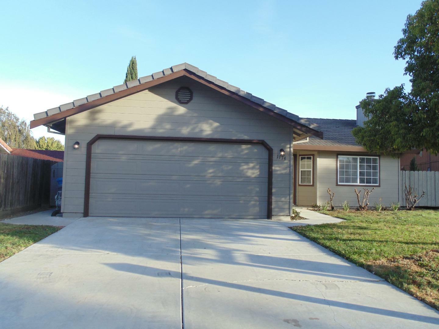 Property Photo:  1174 South Street  CA 95023 