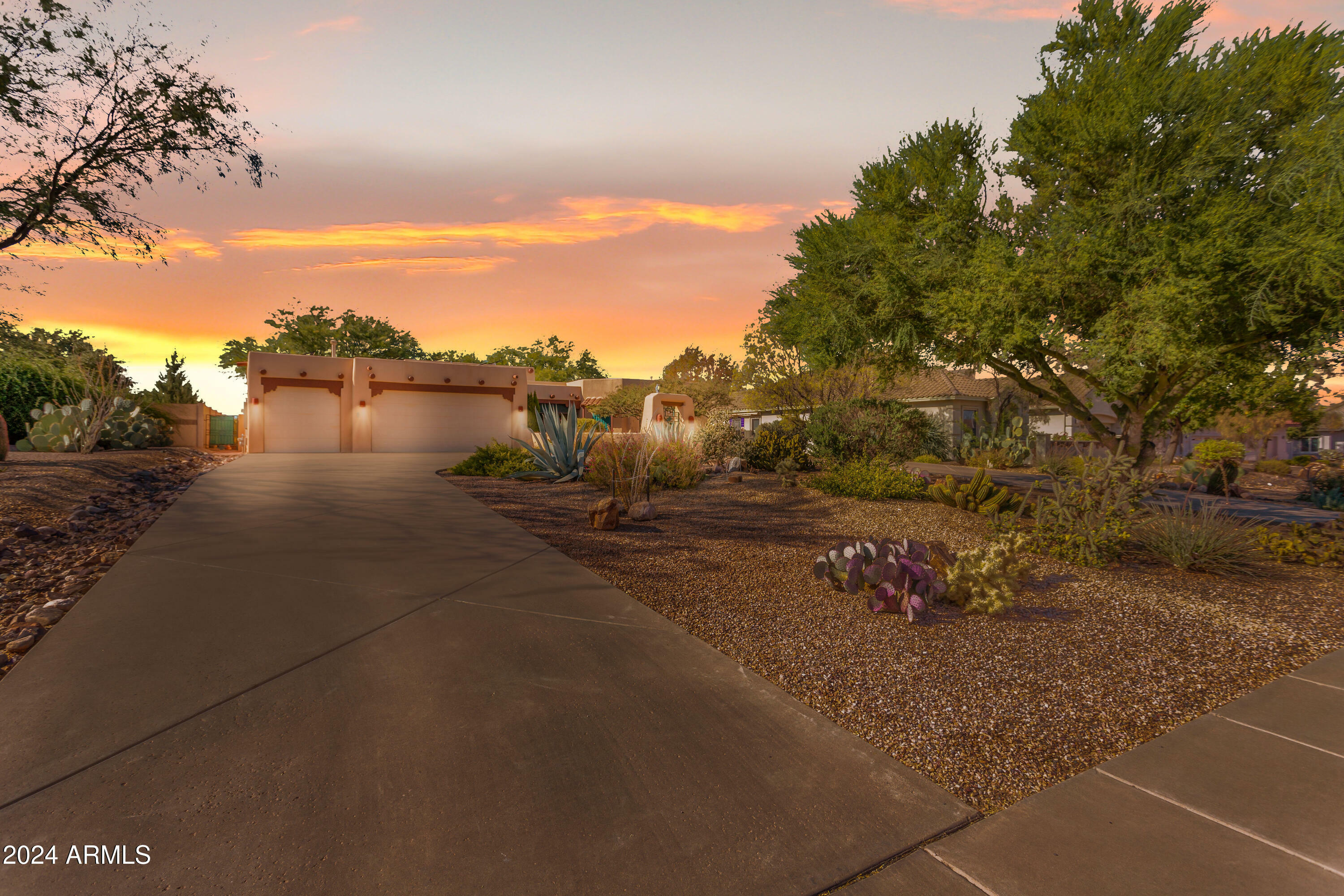 Property Photo:  2539 Panorama Court  AZ 85650 