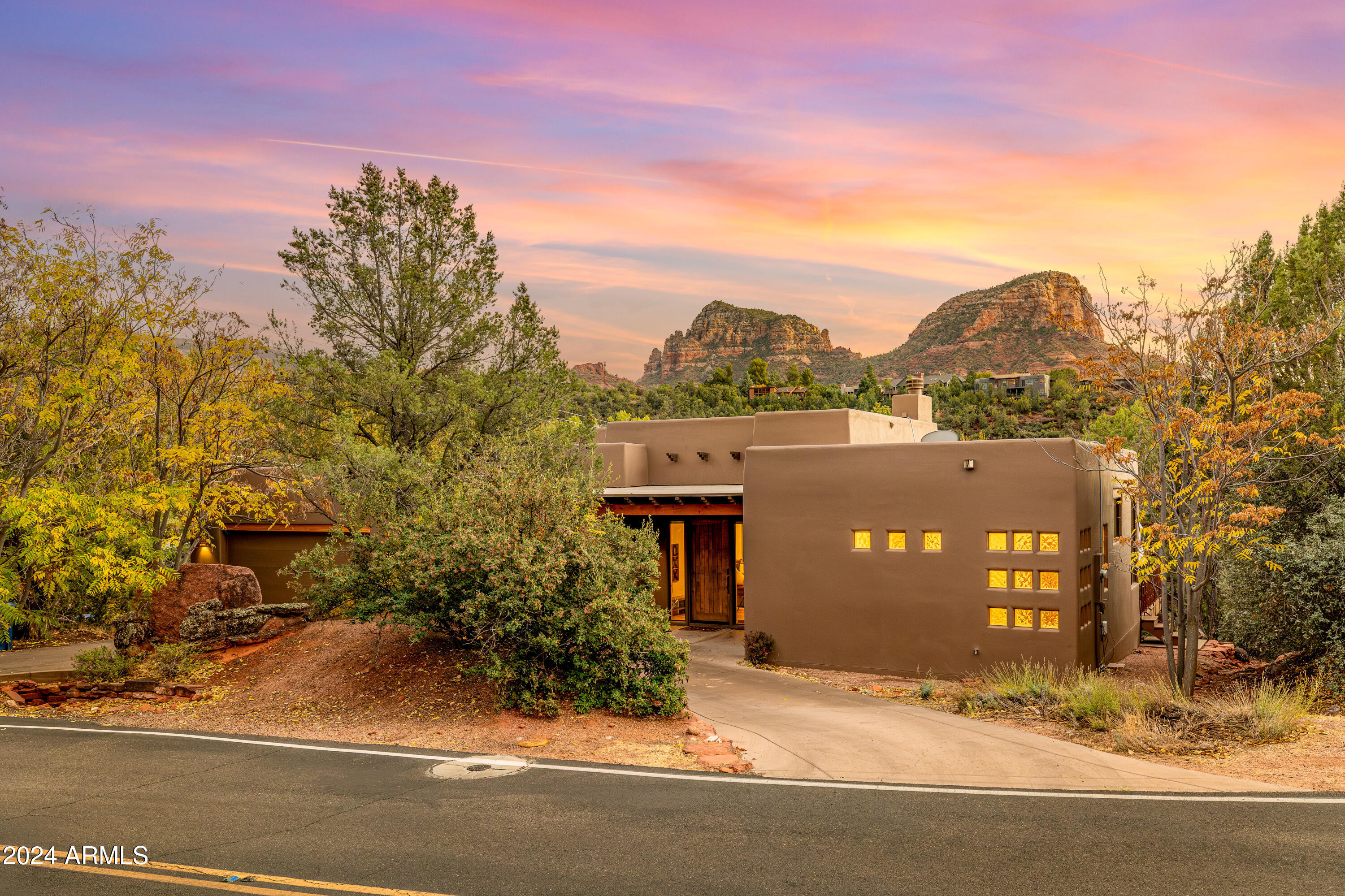 Property Photo: 77 Palisades Drive S AZ 86336