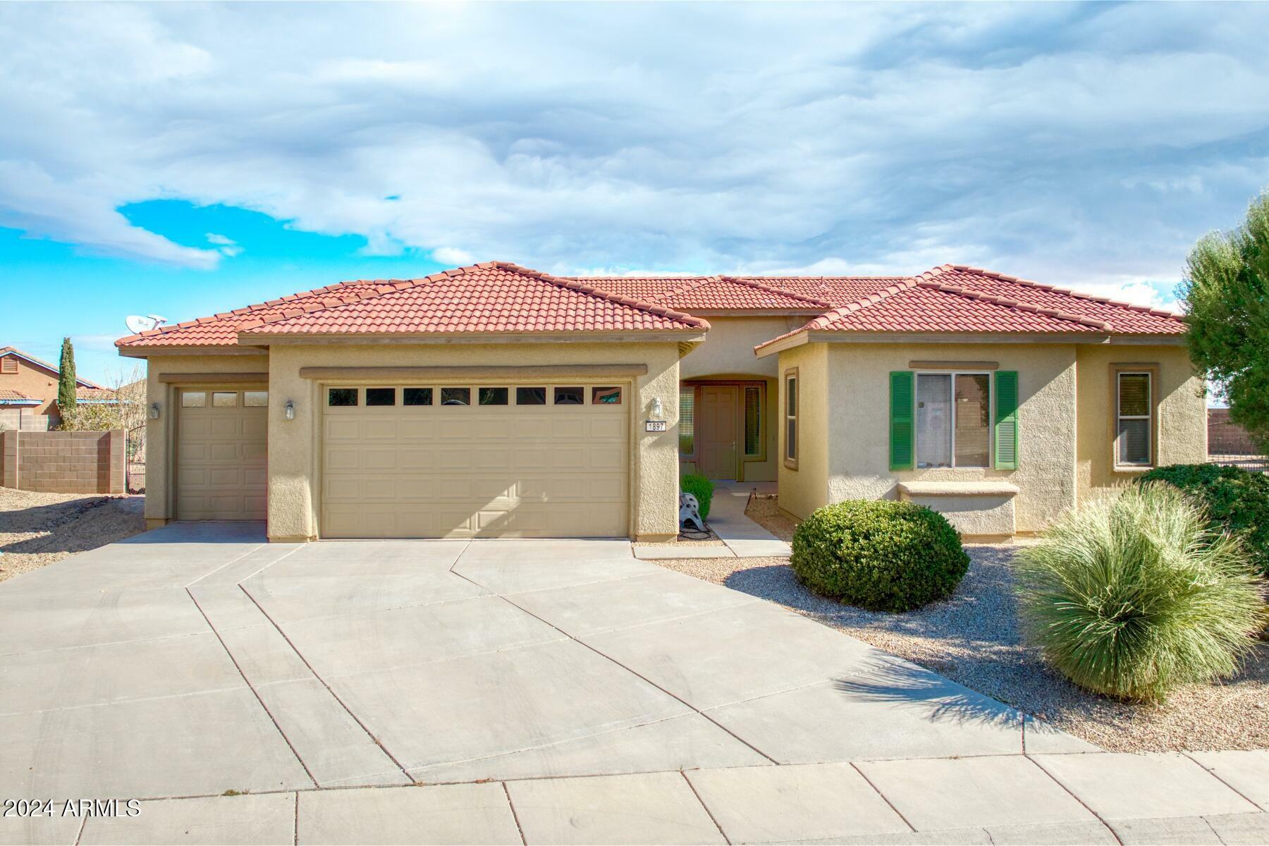 Property Photo:  1897 Laguna Nigel Drive  AZ 85635 