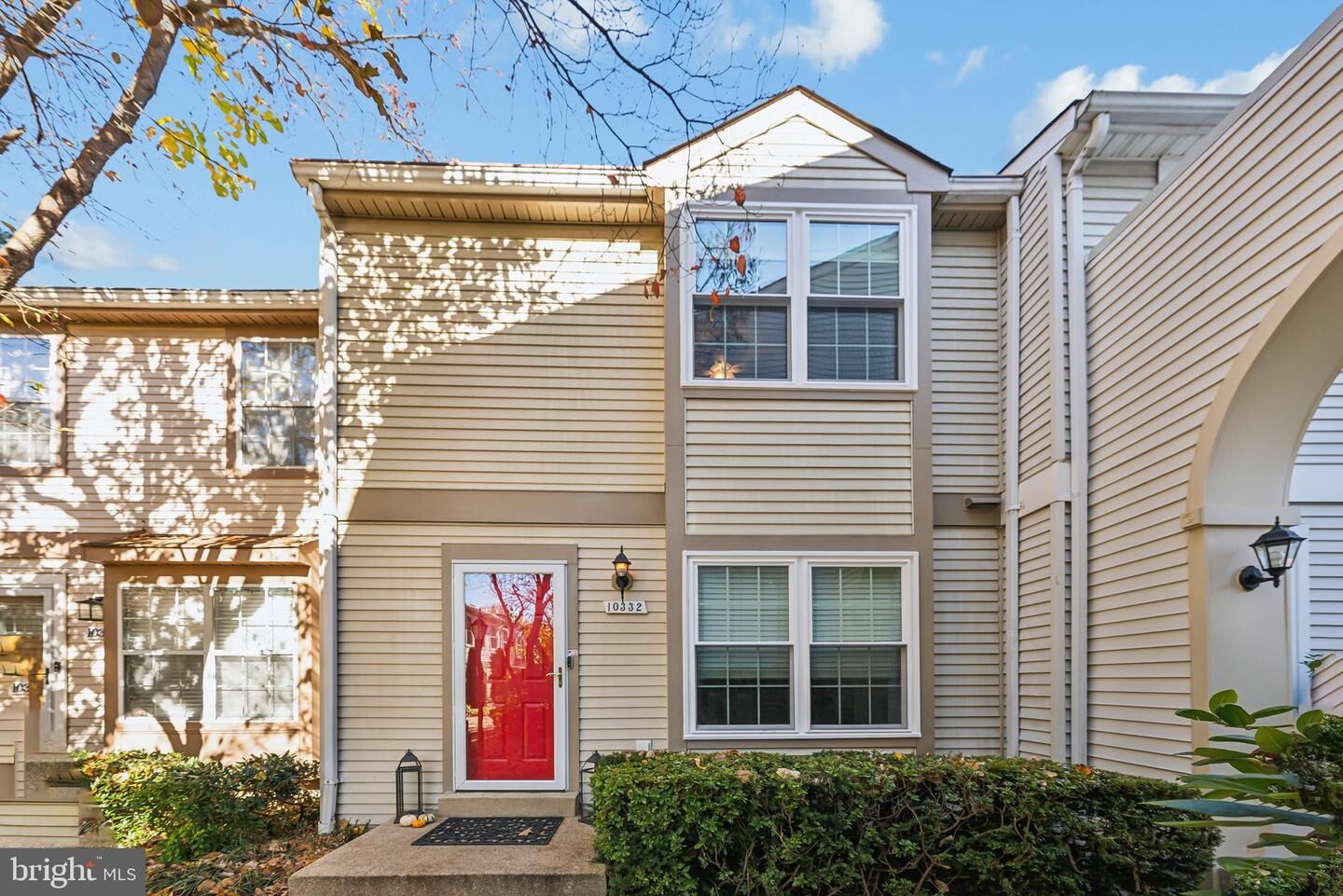 Property Photo: 10332 Bridgetown Place 67 VA 22015