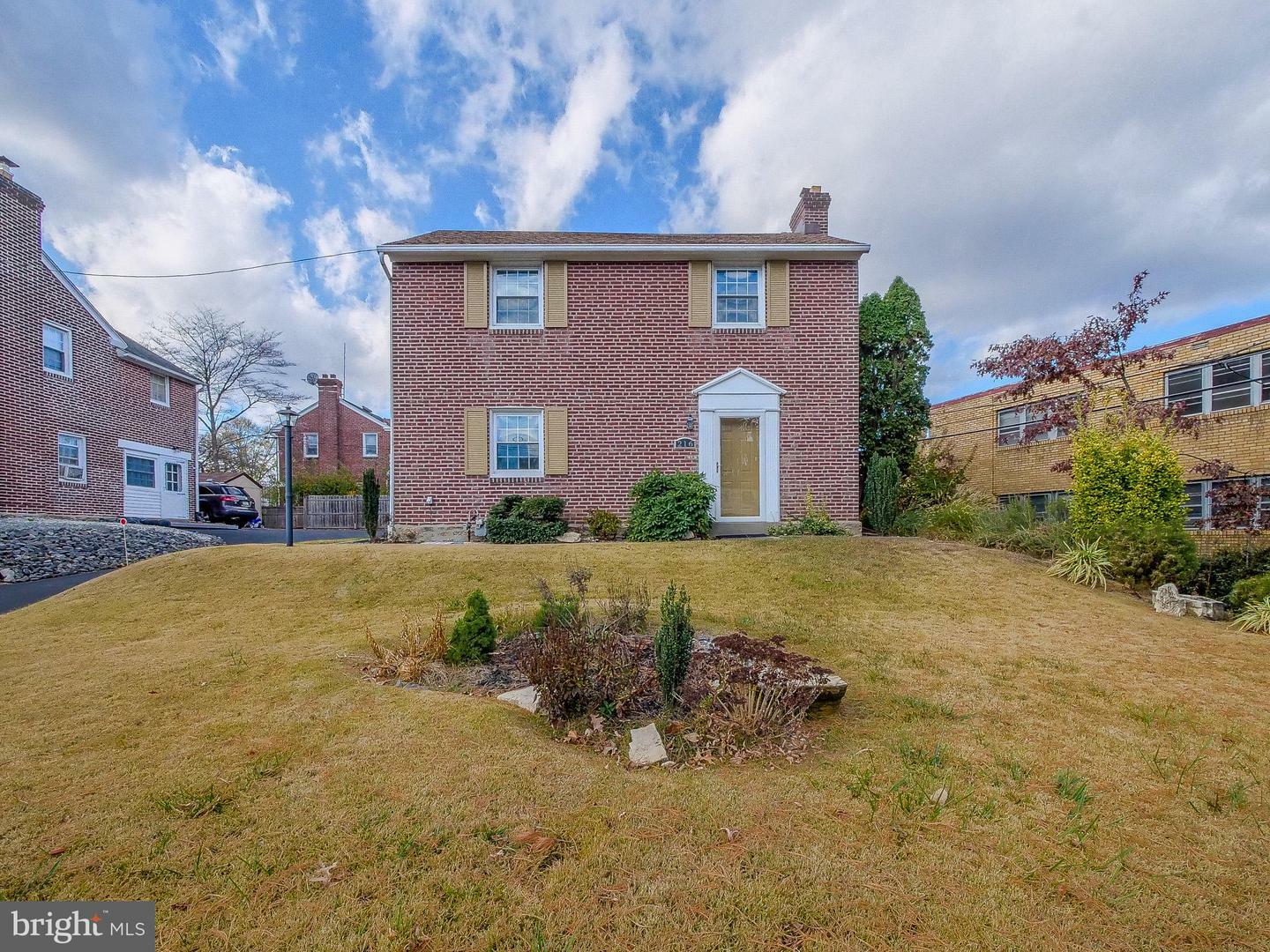 Property Photo:  216 N Woodlawn Avenue  PA 19018 