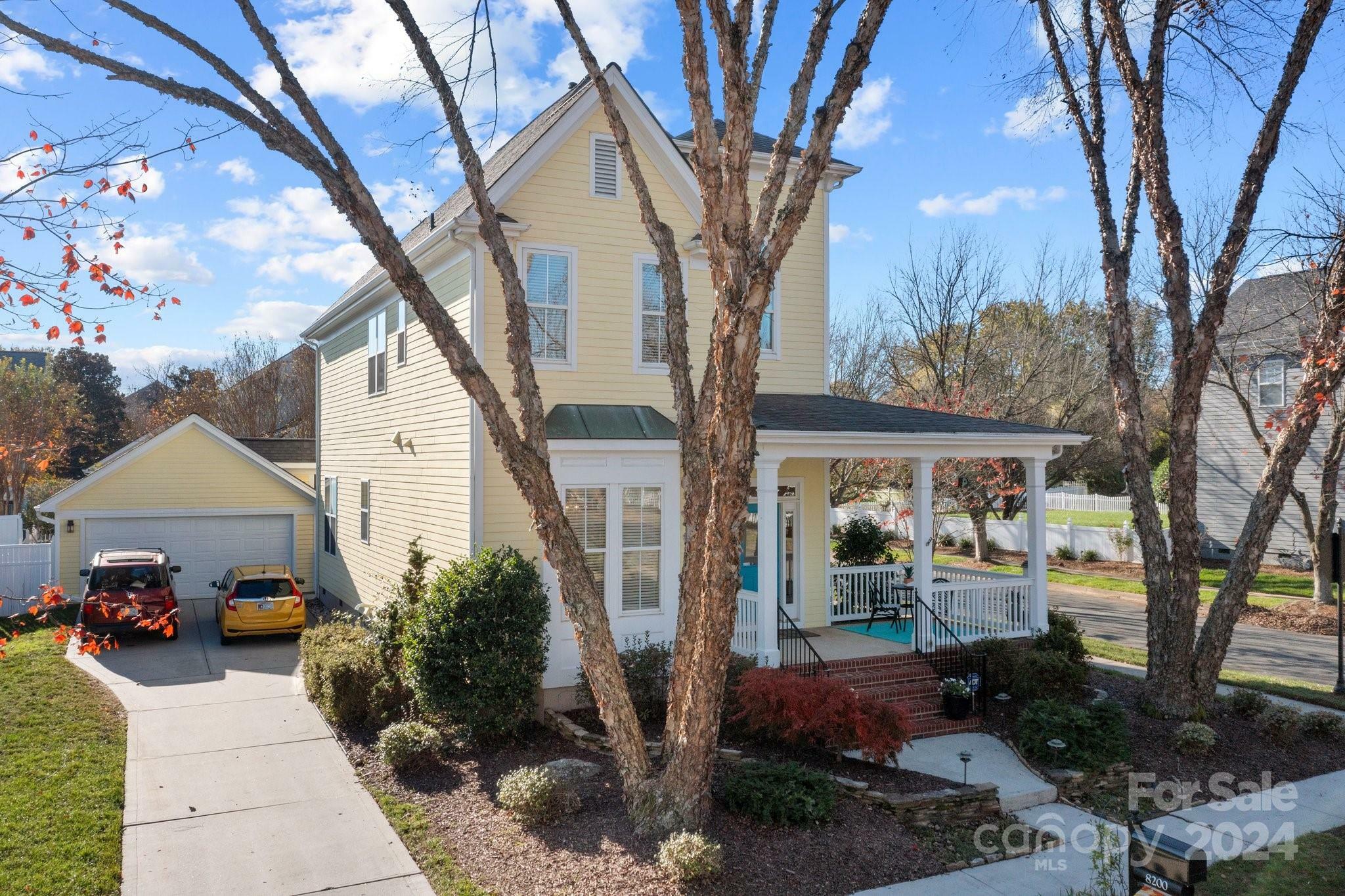 Property Photo:  8200 Parkton Gate Drive  NC 28078 