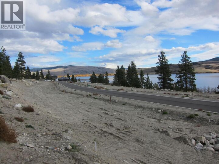 Photo de la propriété:  6528 Waterside Trail Sl.7  BC V1K 1A0 