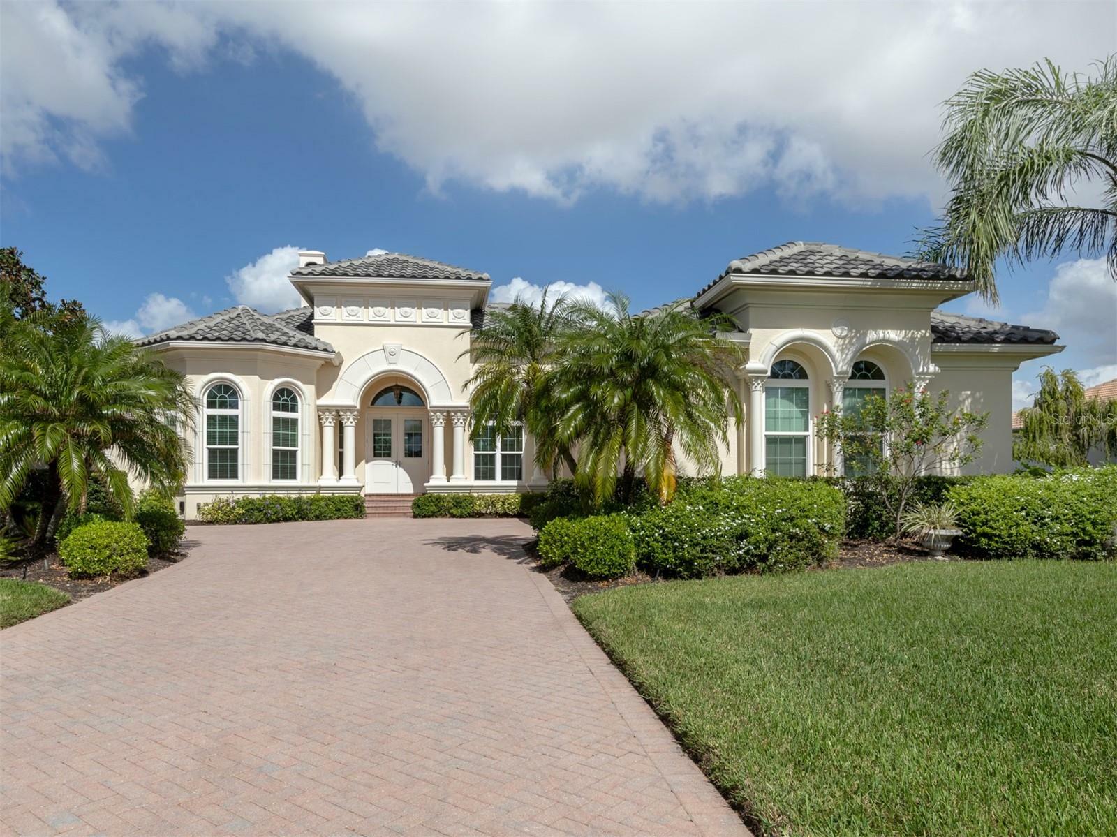 Property Photo:  7551 Conservation Court  FL 34241 