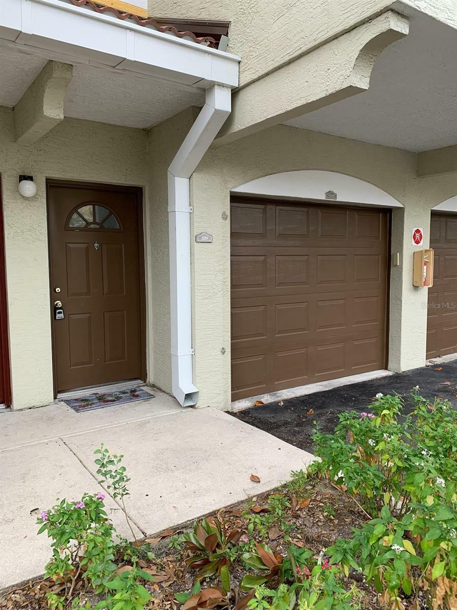 Property Photo:  5700 Bentgrass Drive 16-209  FL 34235 