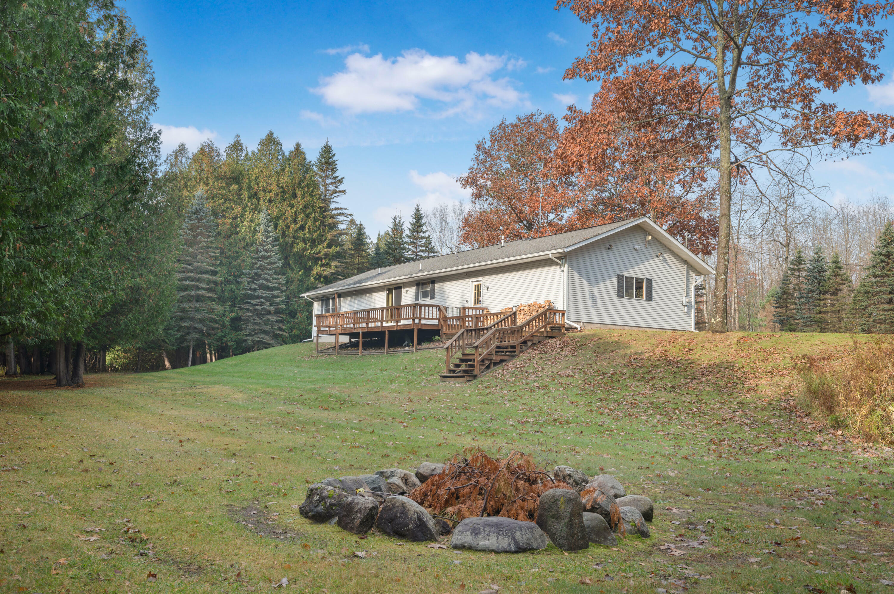 Property Photo:  10600 E Cranberry Lake Road  MI 48624 