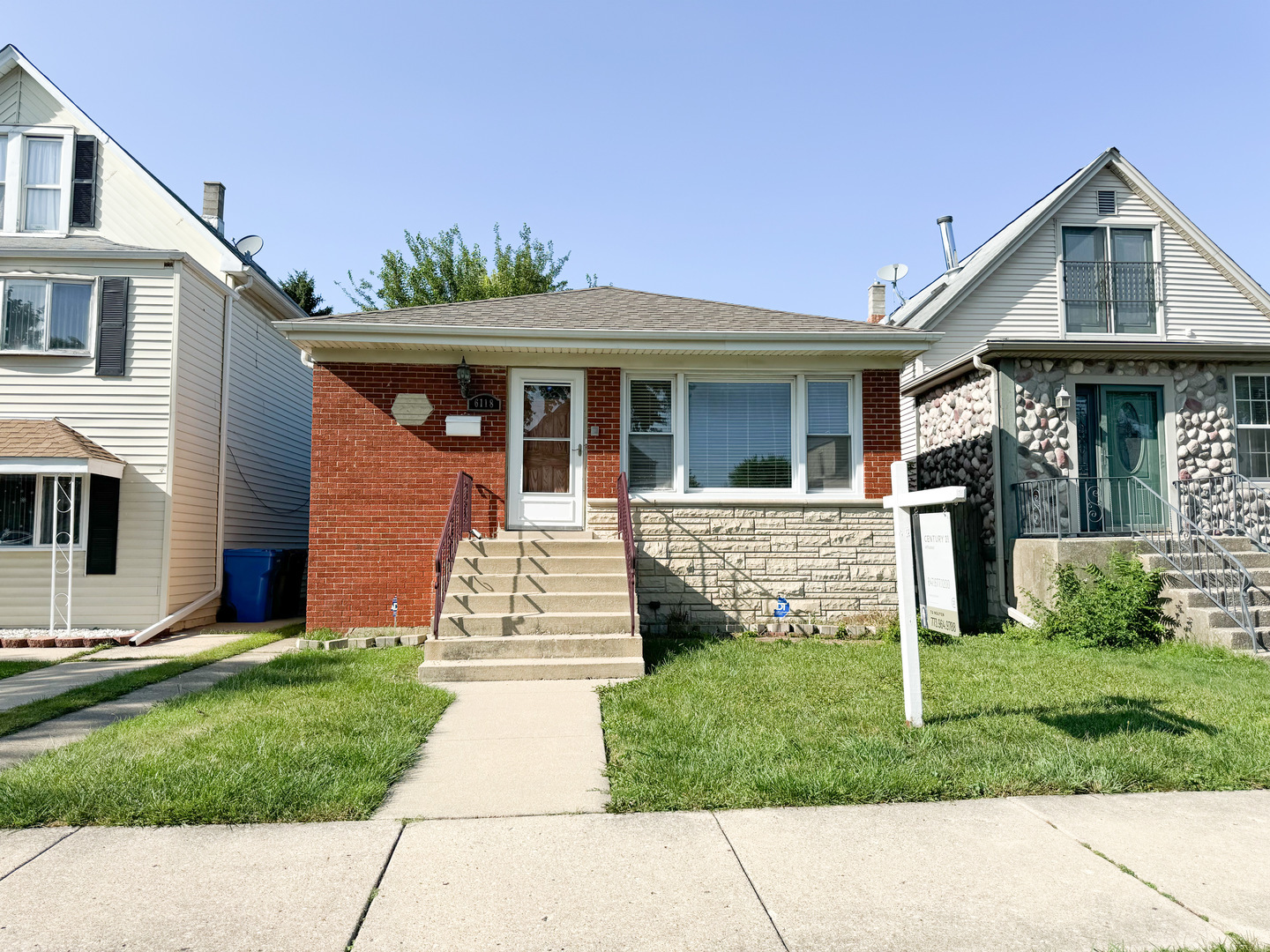 Property Photo:  6118 W Giddings Street  IL 60630 