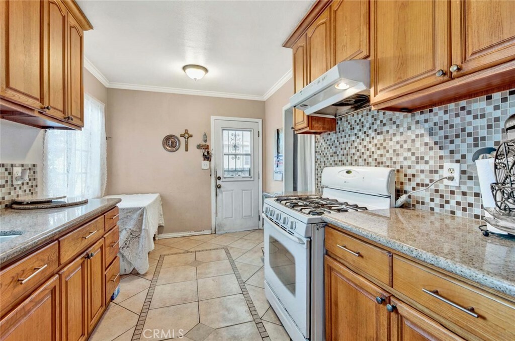 Property Photo:  1406 Richland Avenue  CA 92703 