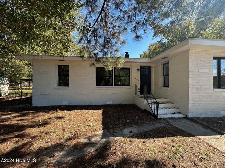 Property Photo: 224 Hill Street NC 27910