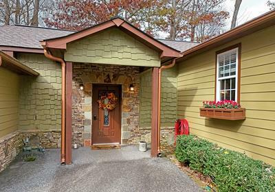 Property Photo:  1512 Smithfield Lane  GA 30582 