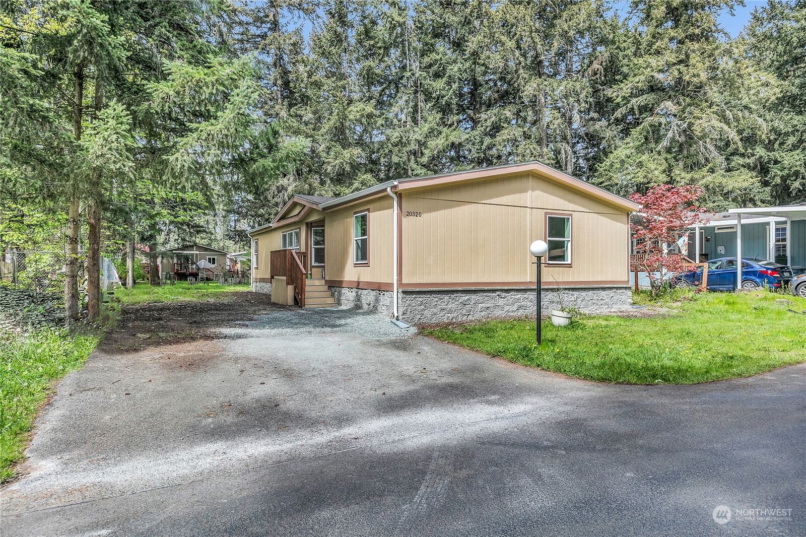Property Photo: 20320 135th Avenue Ct E 93 WA 98338