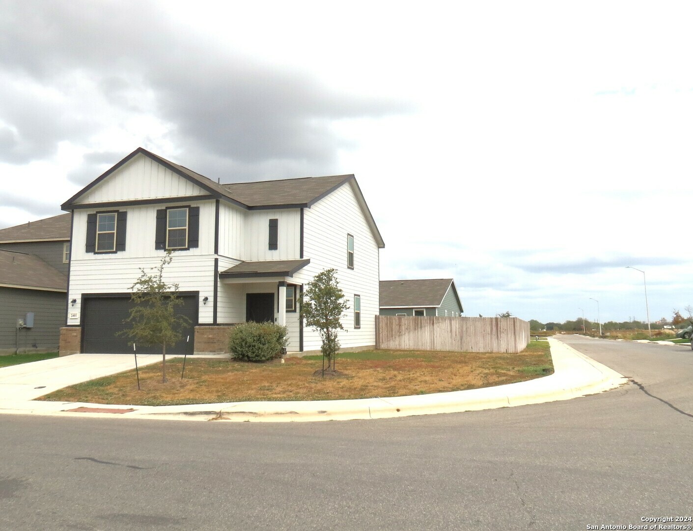 Property Photo:  2401 Ayers Dr  TX 78155 