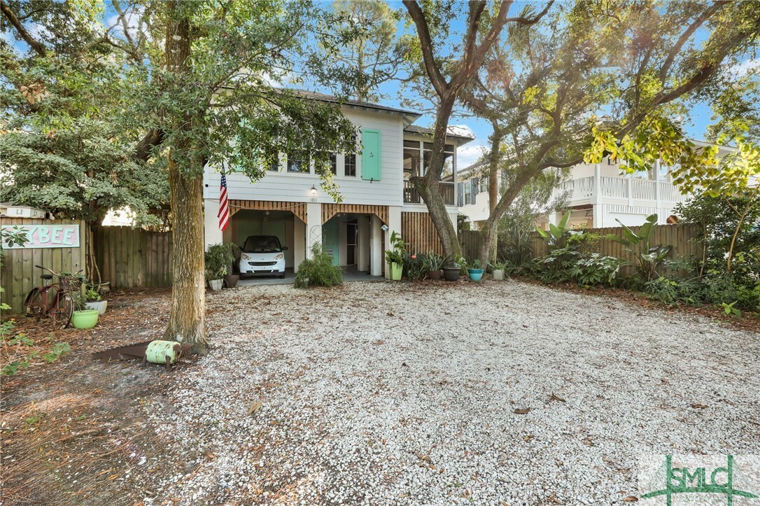 Property Photo:  1012 Laurel Avenue  GA 31328 