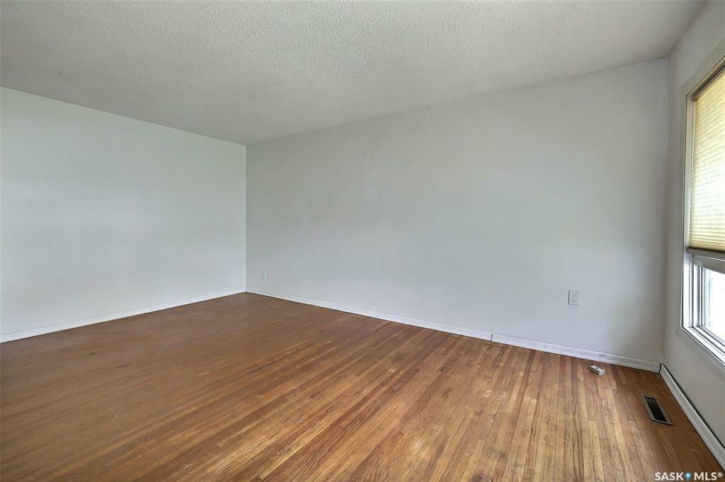 Property Photo:  673 Royal Street  SK S4T 4Z3 